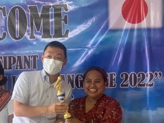winner with judge Takaku